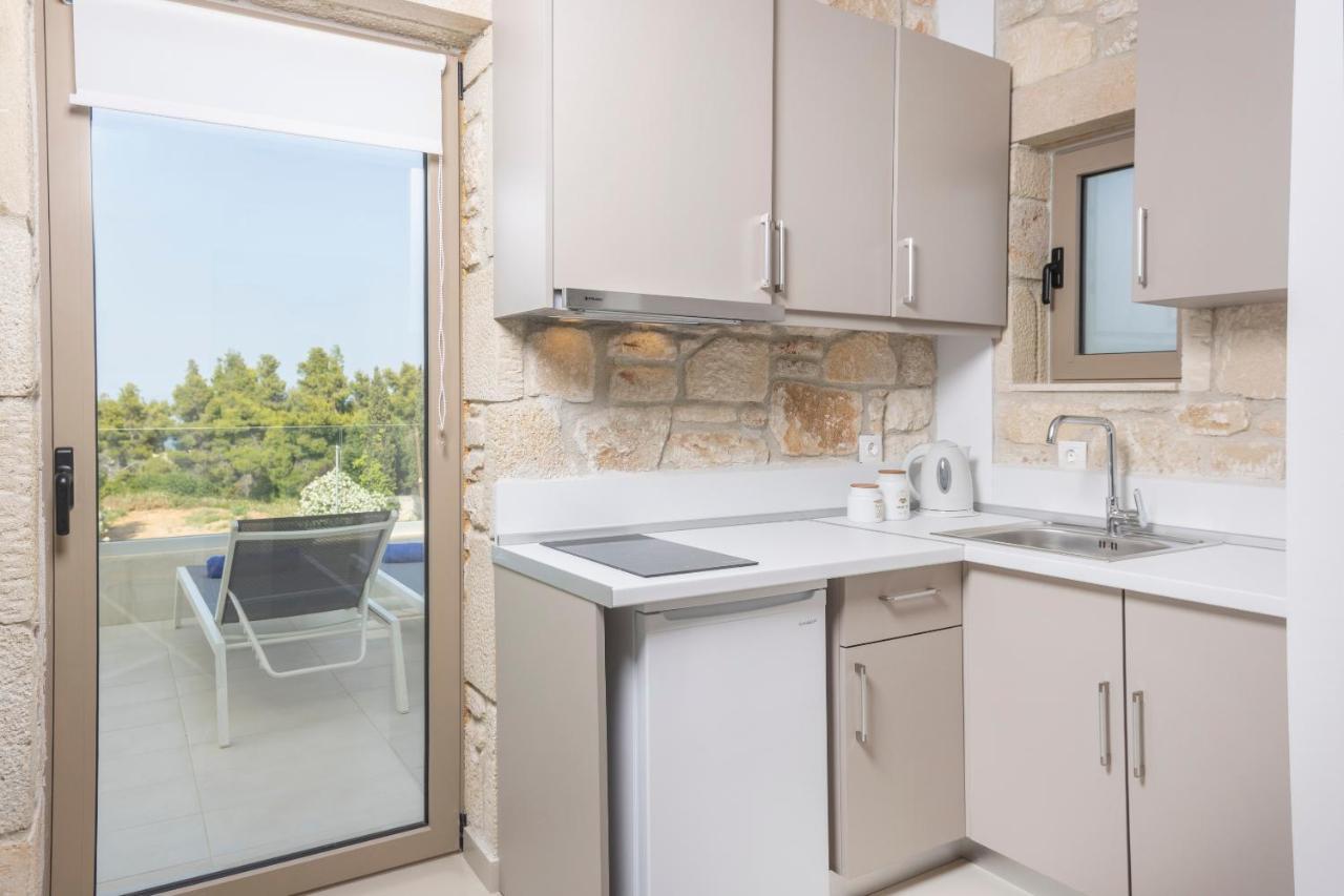 Anna Mare Luxury Apartments Afytos Dış mekan fotoğraf