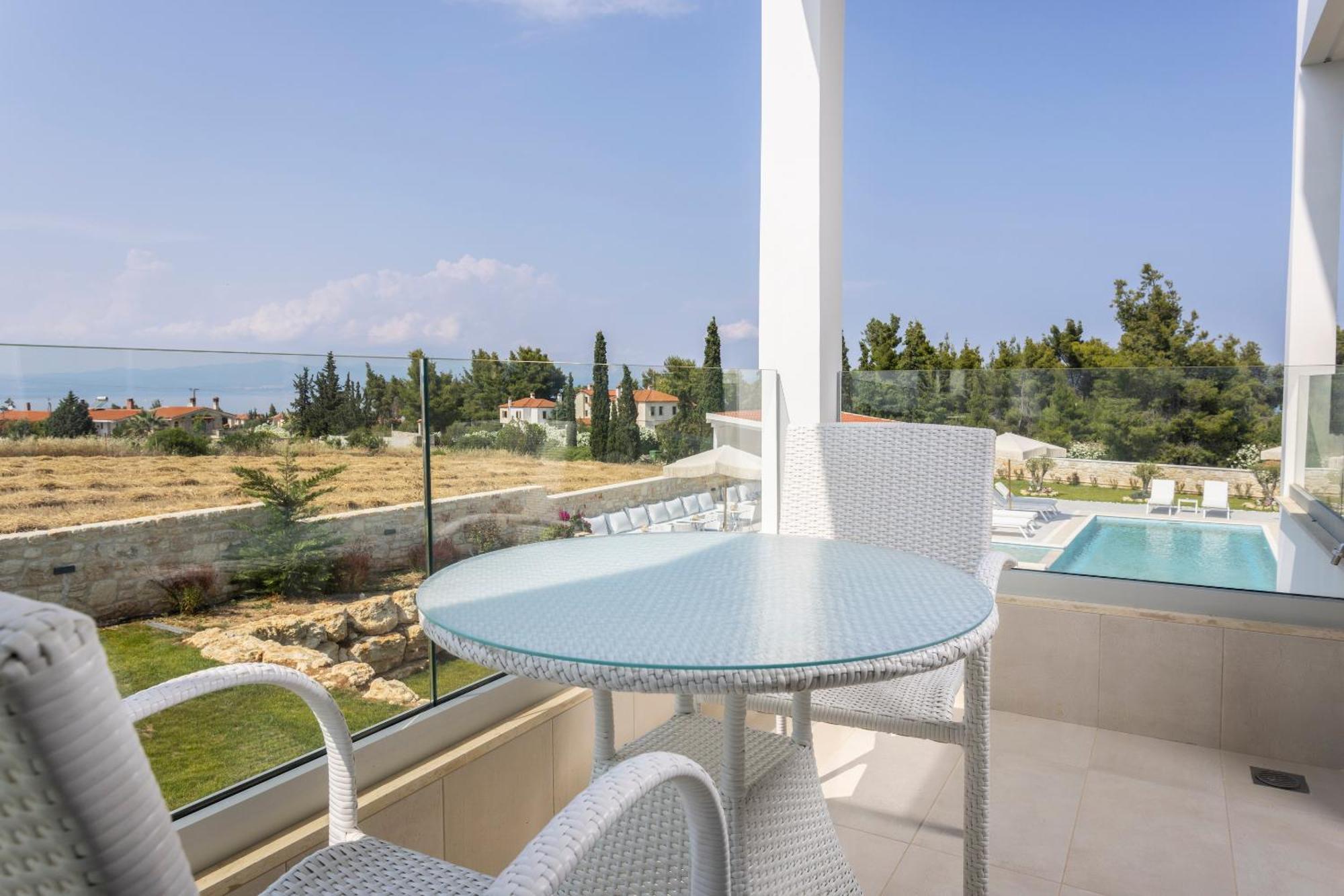 Anna Mare Luxury Apartments Afytos Dış mekan fotoğraf