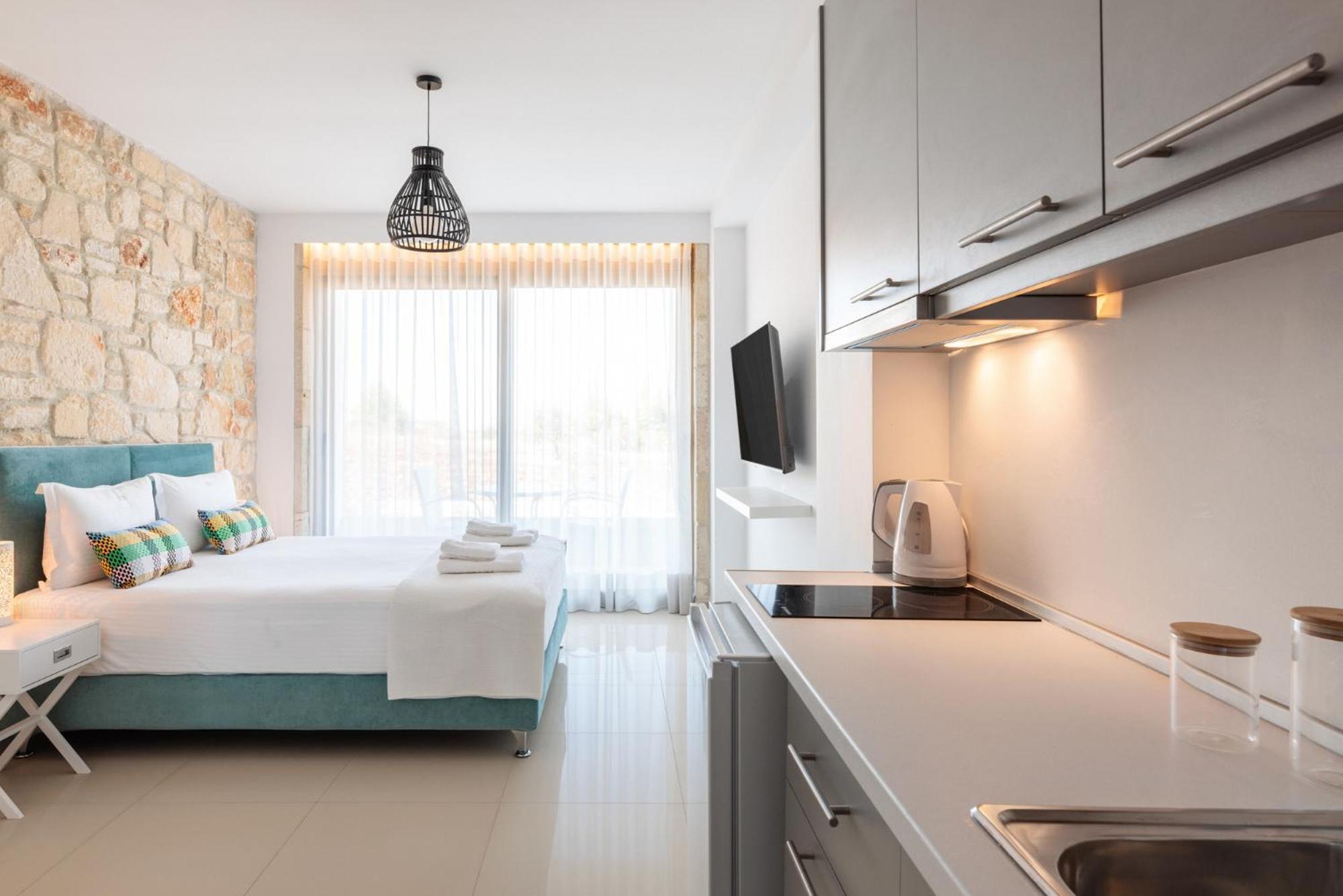 Anna Mare Luxury Apartments Afytos Oda fotoğraf